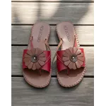 Sandália Rasteira em Couro Vermelho Conhaque