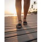 Sandália de Salto em Couro Preto