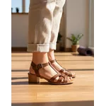 Sandália de Salto em Couro Conhaque