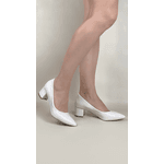 Sapato Scarpin Salto Baixo Quadrado Verniz Off White