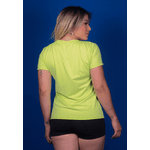 T-Shirt Frelith Gola V Fitness Lisa em Microfibra New Trip - VERDE LIMA