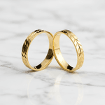 Par de Alianças Folhas Eternas 14K