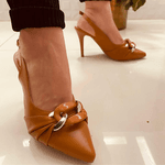 Salto Fino Slingbacks Com Corrente Caramelo - Salto 10 cm - Forma normal ( veja medidas abaixo) 