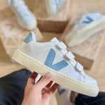 *INSPIRAÇÃO* Tênis VIVI - Com Velcro - Branco com Azul claro- Altura solado 3 cm _ Forma considerado Normal (veja tabela abaixo )