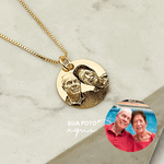 Colar Medalha M Personalizada Folheado em Ouro 18k