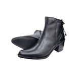 bota em couro preto