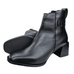 Bota bico quadrado couro preto