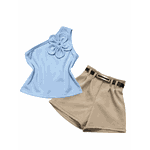 Conjunto Blusa Flor Azul+ Short Bege Bela 