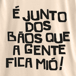 Camiseta Junto dos Bãos Bege