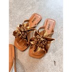 Rasteira Flor Bronze