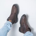 Bota Masculina Coturno Couro Kiev Marrom Café- Conforto e Sofisticação