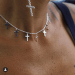 Gargantilha Choker com Pingentes de Cruz em Prata 925