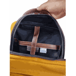 Mochila Rosa dos Ventos em Lona Nova Caramelo com Detalhes em Couro.