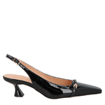 SCARPIN SLINGBACK KITTEN HEEL EM VERNIZ PRETO
