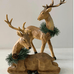 Rena Decorativa Sentada Em Resina Colar Guirlanda Natal Bege 23cm