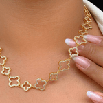 Chocker de trevo toda cravejada 