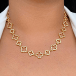 Chocker de trevo toda cravejada 