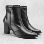 Bota Feminina Modelo Cano Curto Couro Legítimo Preto