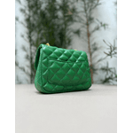 Bolsa Kiara Pequena Couro Verde Bandeira com Ferragens Dourada