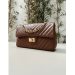 Bolsa Kiara Média Chevron Couro Marrom 