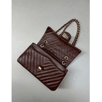 Bolsa Kiara Média Chevron Couro Marrom 
