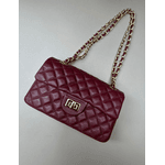 Bolsa Kiara Média Couro Cabernet com ferragens Douradas