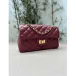 Bolsa Kiara Média Couro Cabernet com ferragens Douradas