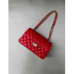 Bolsa Kiara Média Couro Vermelho com Ferragens Douradas