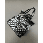 Bolsa Kiara Média Onix Metalizado com Ferragens Onix