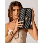 Bolsa Kiara Média Chevron Couro Preto com Ferragens Douradas