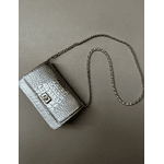 Bolsa Livia Couro Croco Metalizado Prata