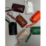 Porta Celular Mia em Couro Croco Preto