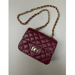 Bolsa Kiara Pequena Couro Cor Cabernet com Ferragens Douradas