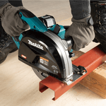 Cortadora de Metal à Bateria 40V CS002GZ Makita
