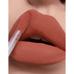 Bt Lips - Bruna Tavares | Cor: Brenda