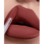 bt Lips - Bruna Tavares | Cor: Gabriela