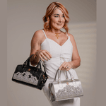 Bolsa Baú em Couro Preto com Bordado Prata Rita
