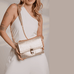 Bolsa em Couro Ouro Ligth com Fecho Lalá