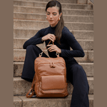 Mochila em Couro Camel para Notebook Andrea