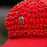 Boné Vermelho com Bordado Vermelho