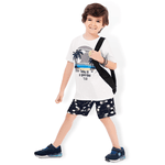 Conjunto camiseta branca praia e bermuda azul marinho estampada Fakini