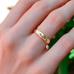 Par de Aliança Tradicional com Diamante em Ouro 18K