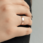 Par de Alianças Retas em Ouro 18K