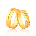 Par de Alianças Personalizadas em Ouro 18K com Diamantes