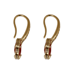 Brinco Argola Gancho Cravejado e Borboleta Vermelha Banho de Ouro 18K