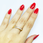 Anel x Trançado Semijoia Banho De Ouro 18k Cravação De Zircônias Detalhe Em Ródio