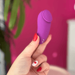 LEAF - Vibrador de Calcinha com Controle 