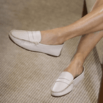 Mocassim Liz Branco Off em Couro