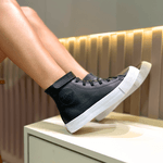 Bota Feminina em Couro Legítimo Virginia - Preto