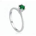 Anel Solitário Zircônia com Detalhes no Aro em Prata 925